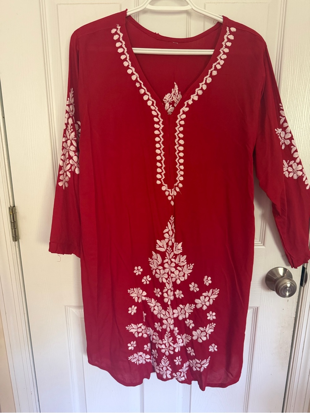 Women’s Red Embroidered Chikankari kurti